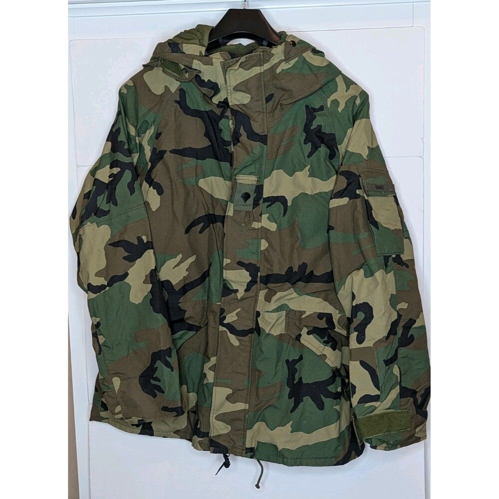 US Army ECWCS Gore-Tex Parka Large Regular Woodland Camo Cold Weather Vintage